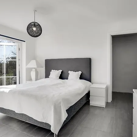 Judit - 10m From The Sea By Interhome * Bøtø By