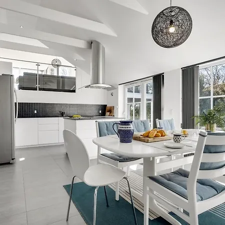 Judit - 10m From The Sea By Interhome Bøtø By
