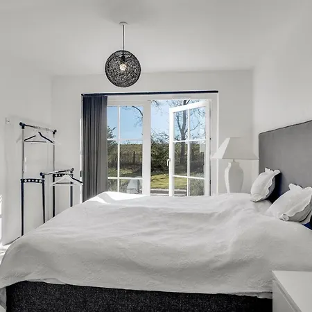 Judit - 10m From The Sea By Interhome Vakantiehuis *